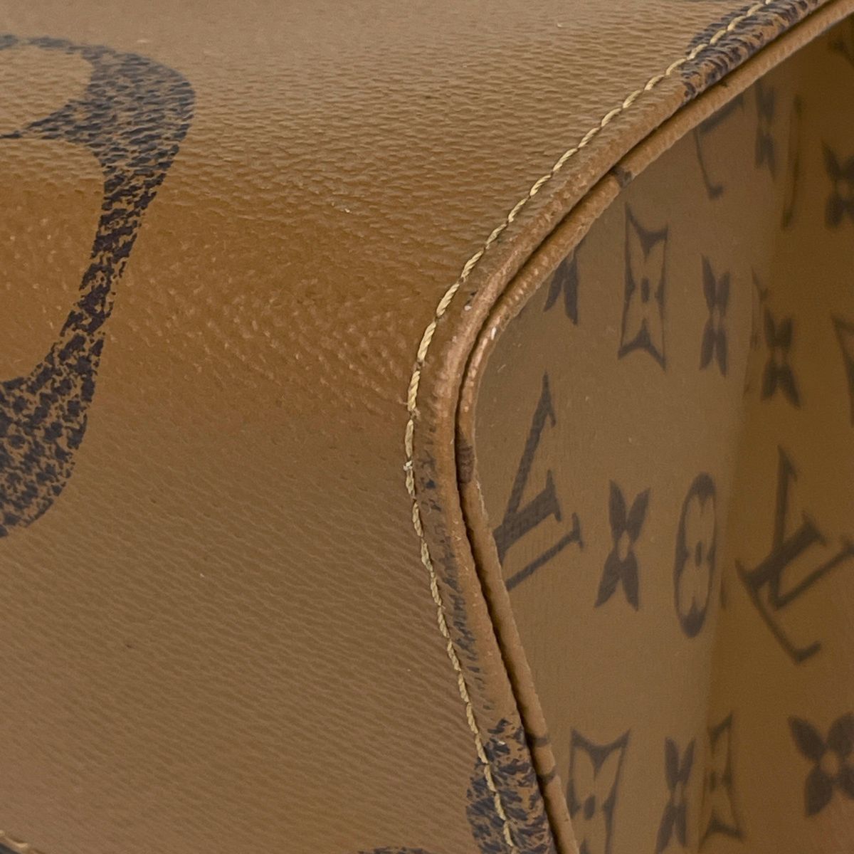 Louis Vuitton On The Go GM Tote 2-Way Shoulder Bag Monogram Giant Reverse Brown — view 3