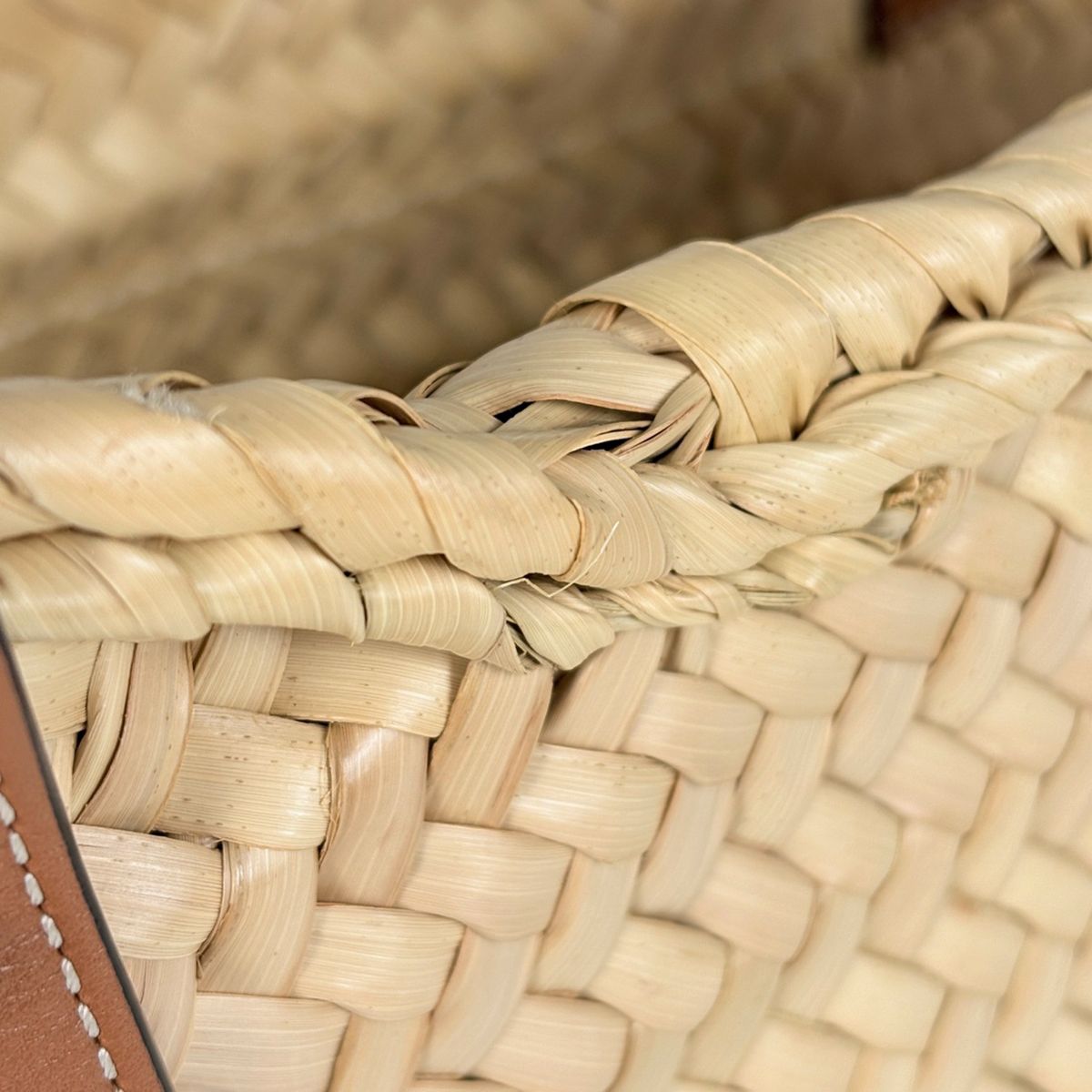 Loewe Basket Bag Handbag Bag Anagram Palm Leaf Raffia Beige Brown — view 5