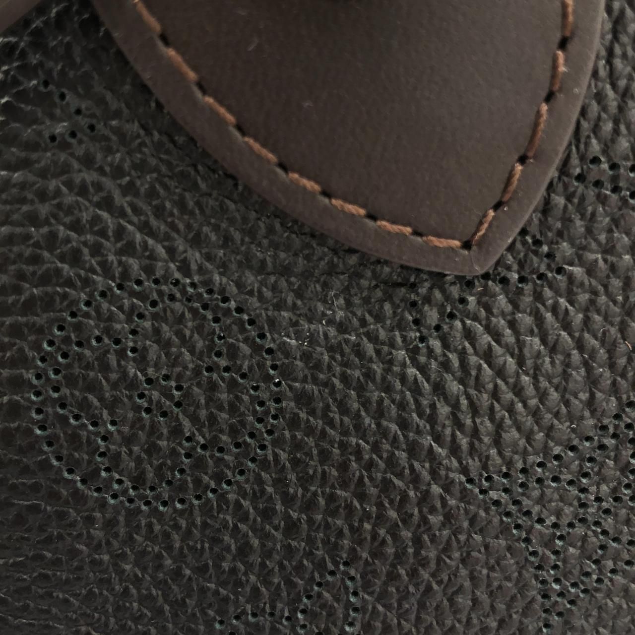 Louis Vuitton Mahina Hina PM — view 6