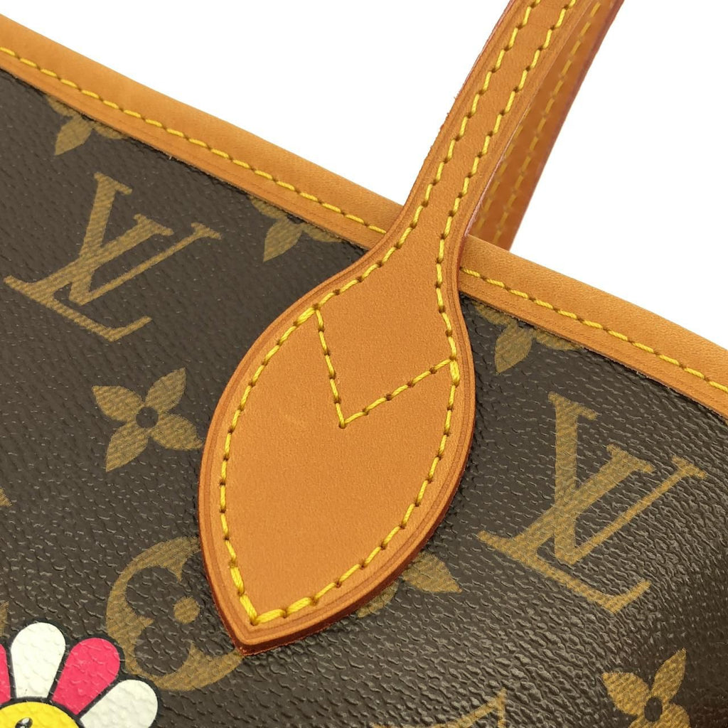 Louis Vuitton Monogram Hand Neverfull MM — view 5
