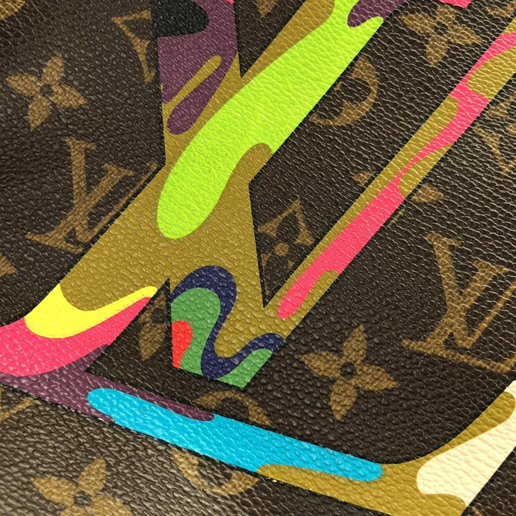 Louis Vuitton Monogram Hand Neverfull MM — view 4