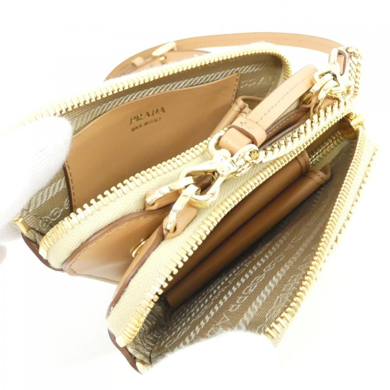 Prada Pouch Gold — view 7