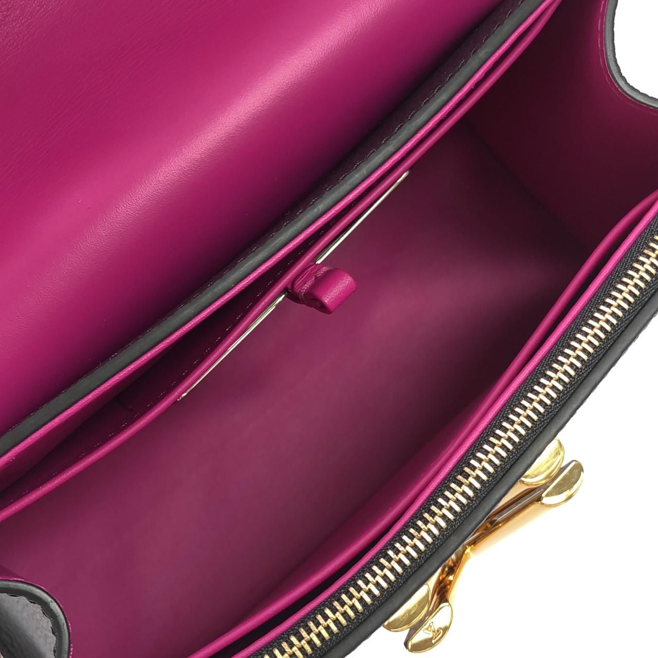 Louis Vuitton Twisted One Handle PM — view 7