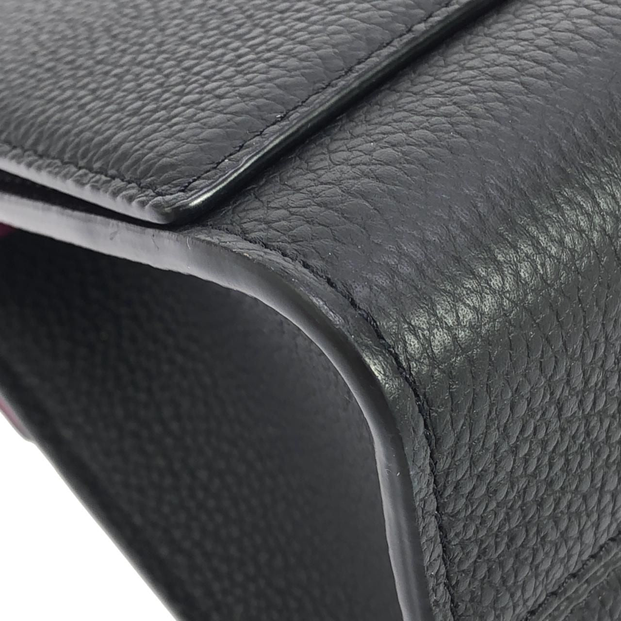 Louis Vuitton Twisted One Handle PM — view 3