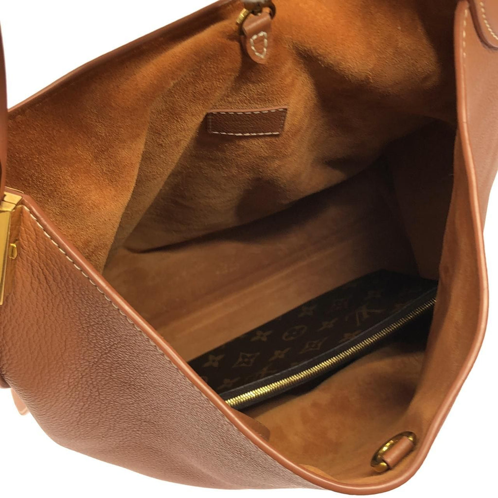 Louis Vuitton Lowkey Hobo MM Shoulder Bag — view 8