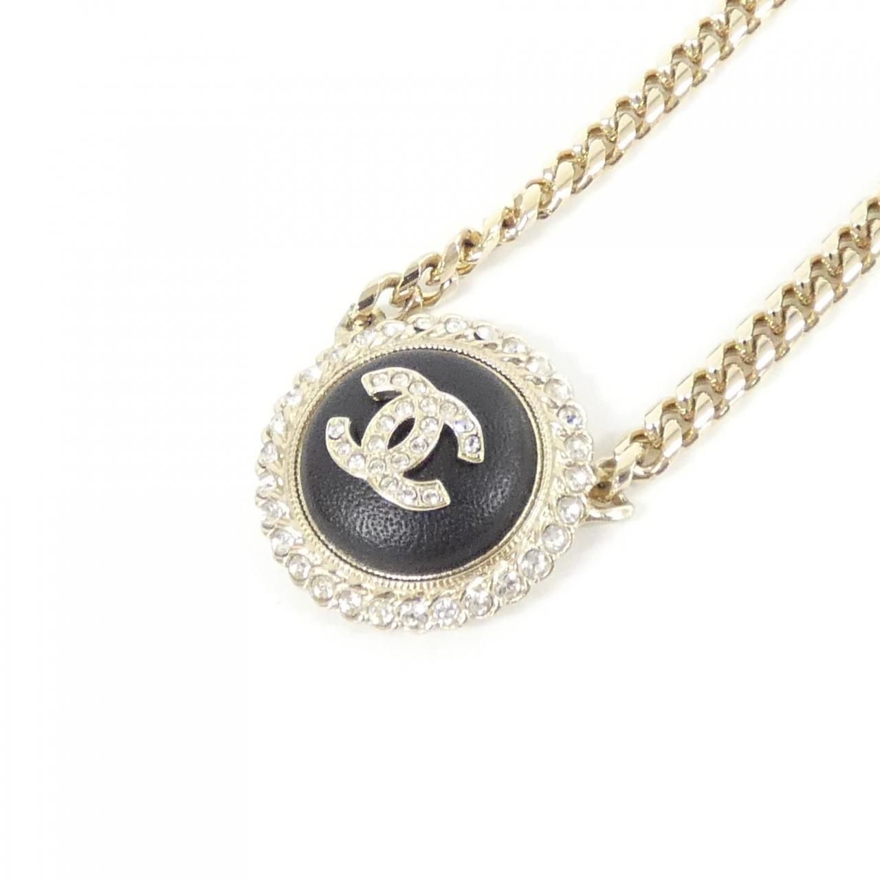 Chanel Necklace Gold — view 3