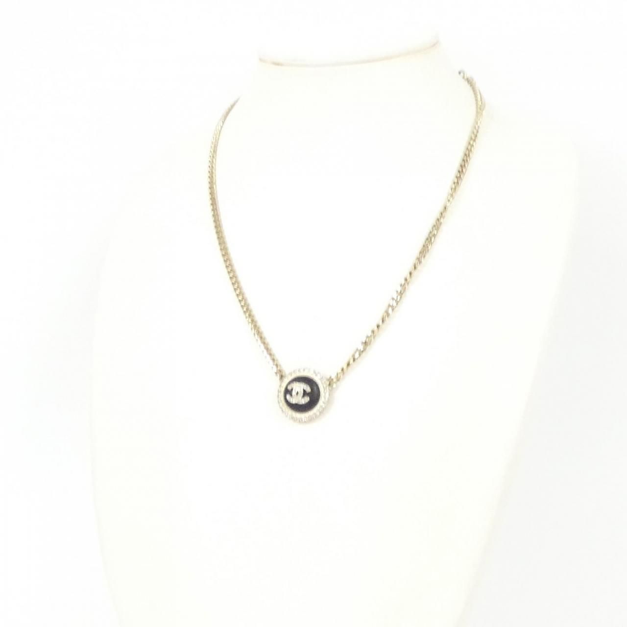 Chanel Necklace Gold — view 6