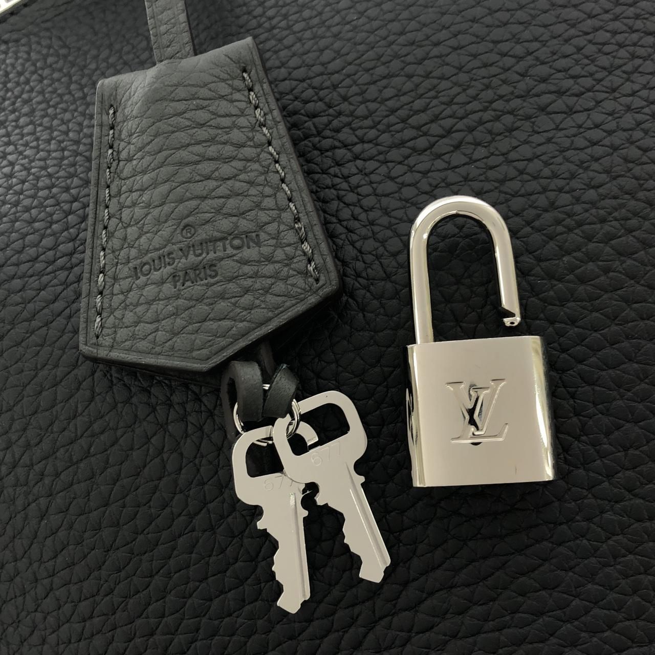 Louis Vuitton Taurillon Alma Briefcase MM — view 6