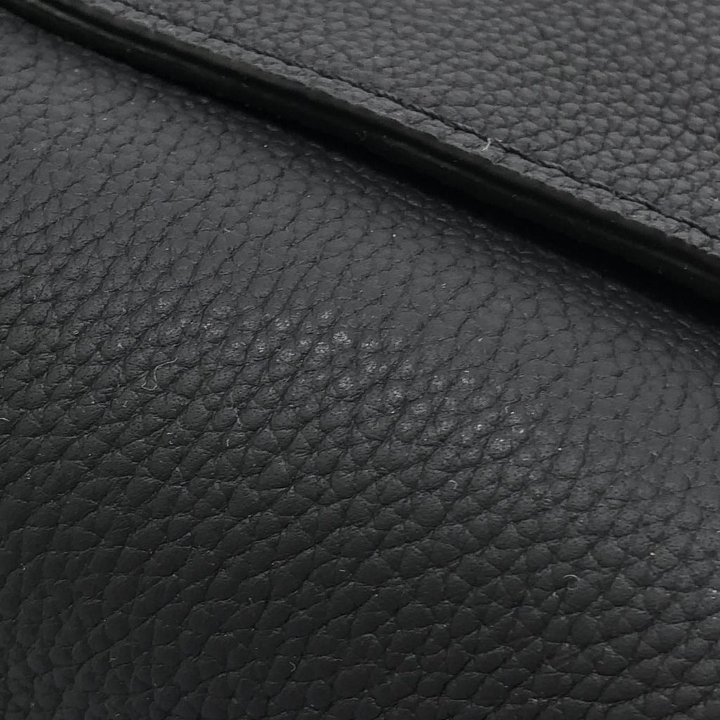 Louis Vuitton LV Aerogram Boarding Messenger Shoulder Bag — view 4