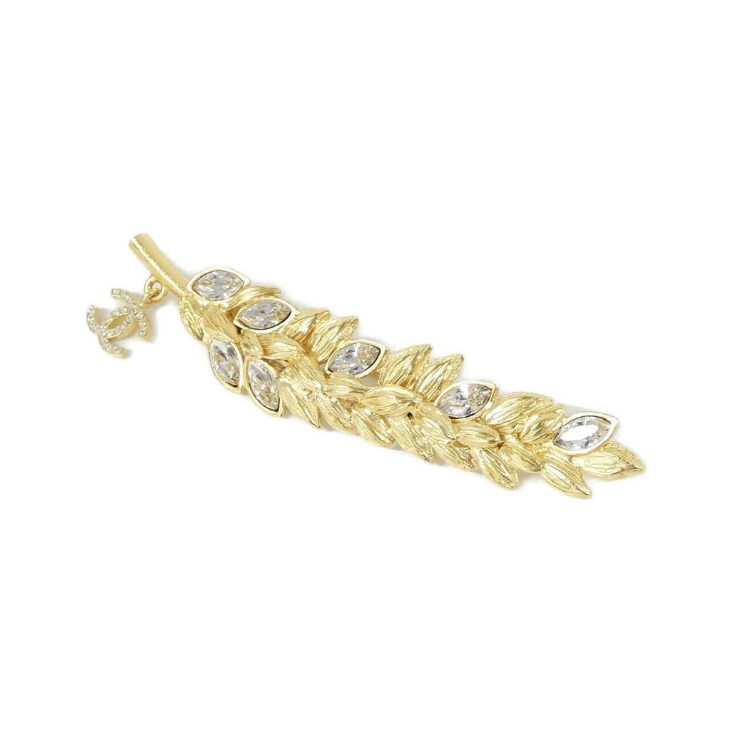 Chanel Brooch Gold