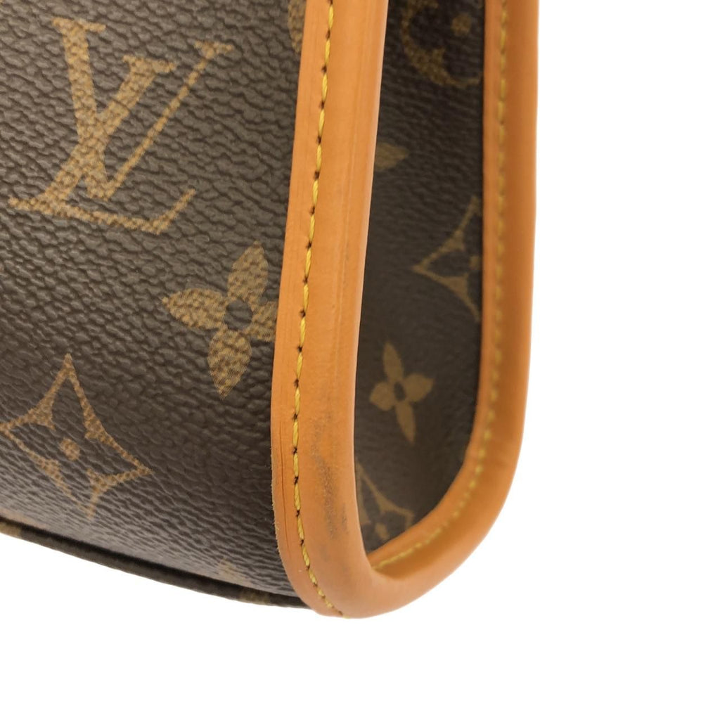 Louis Vuitton Monogram LV Ivy — view 4