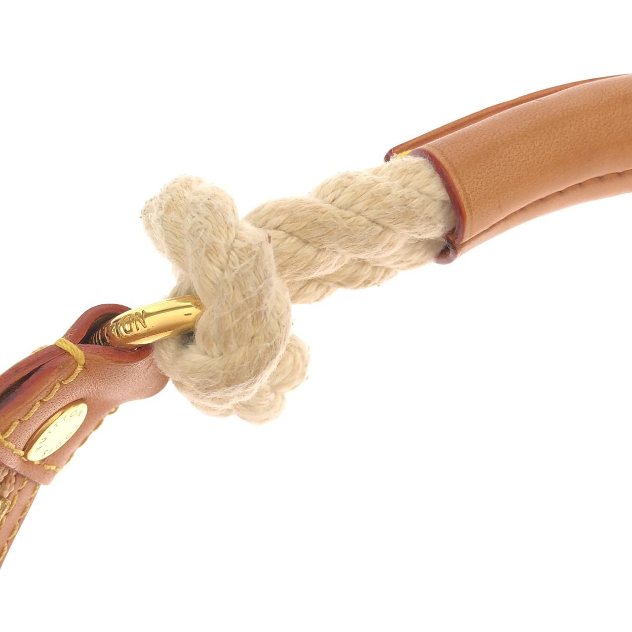 Louis Vuitton Bulle Shoulder Bag — view 5