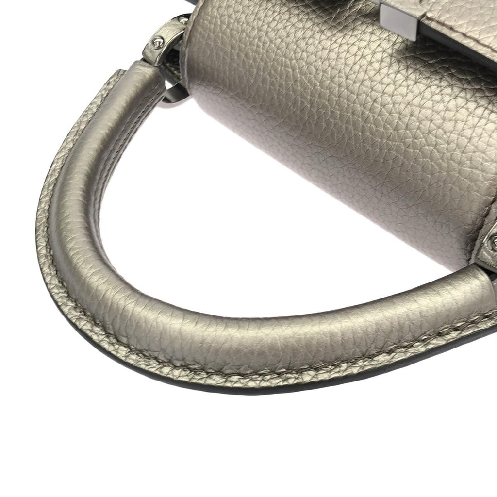 Louis Vuitton Capucines BB — view 6