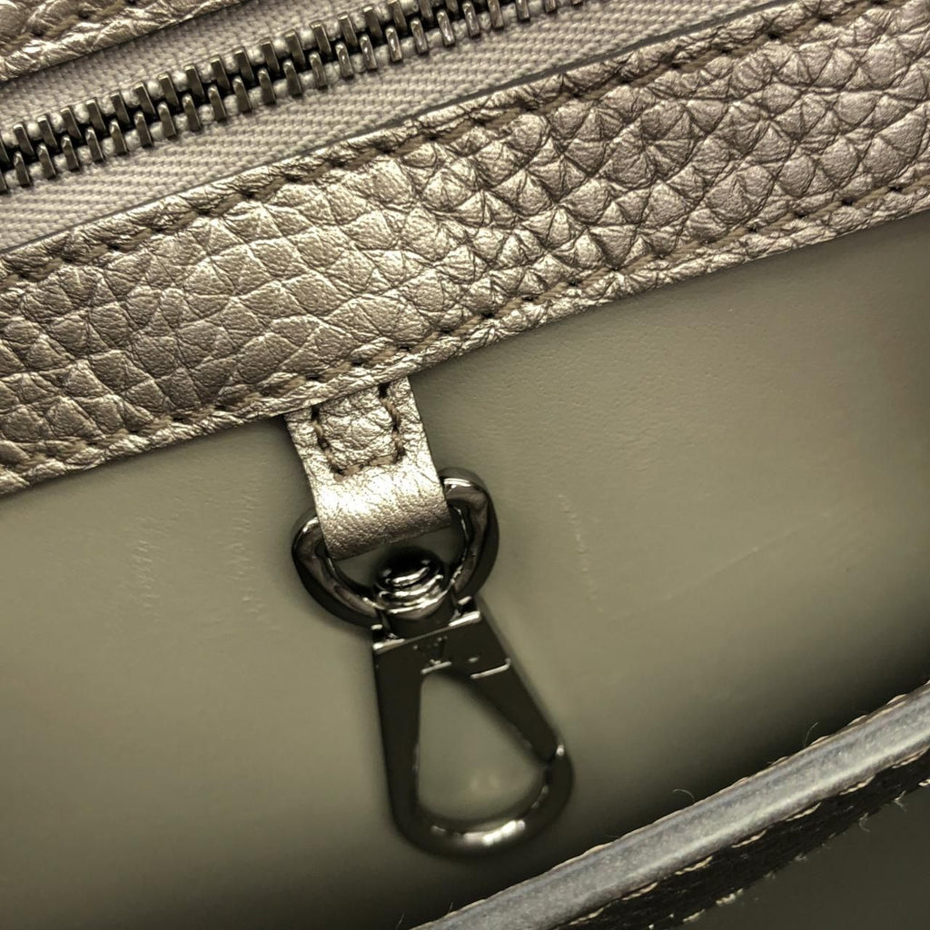 Louis Vuitton Capucines BB — view 8