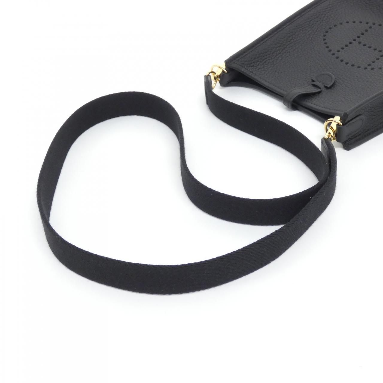 Hermes Evelyne Amazon 16 Shoulder Bag — view 4