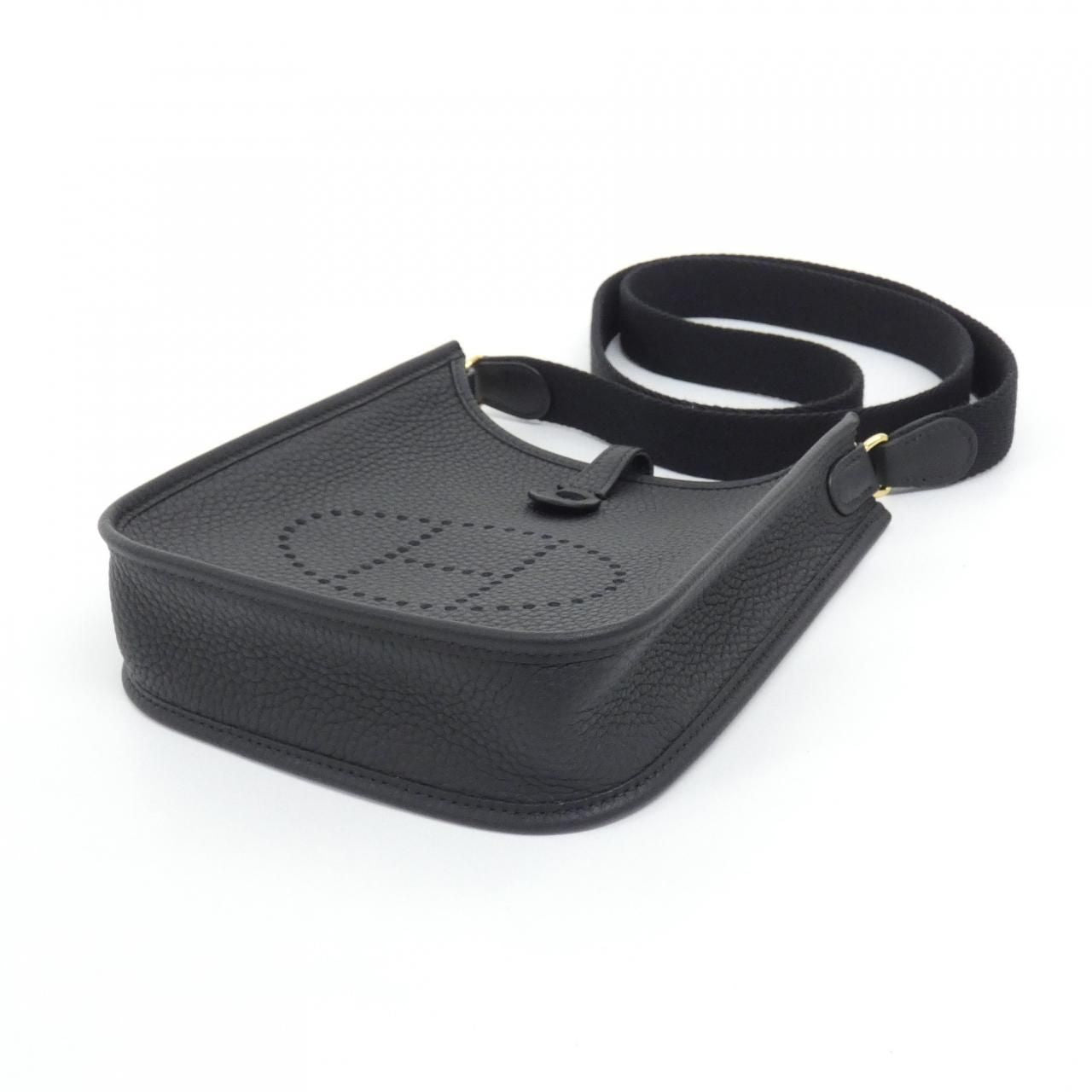 Hermes Evelyne Amazon 16 Shoulder Bag — view 3
