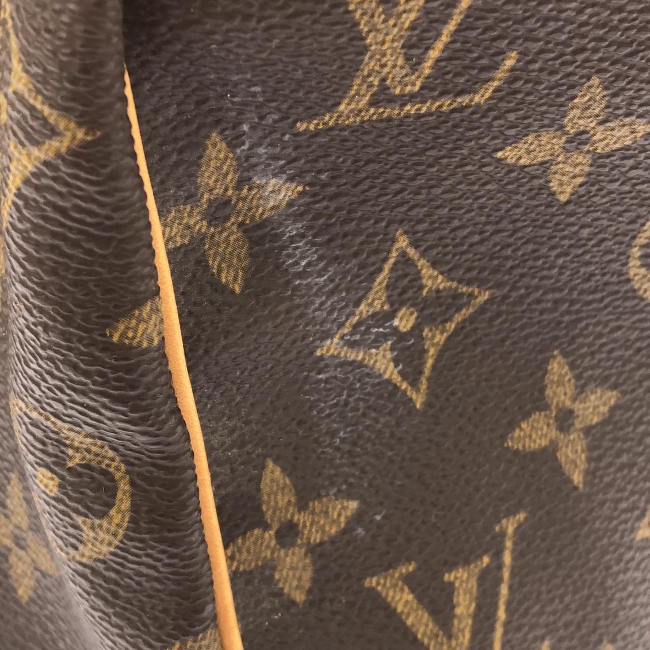 Louis Vuitton Monogram Keepall 50 Boston Bag — view 3