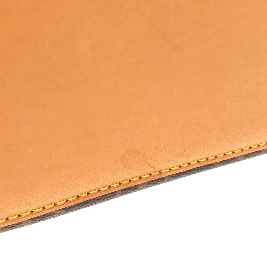 Louis Vuitton Monogram Cabas Mezzo — view 4