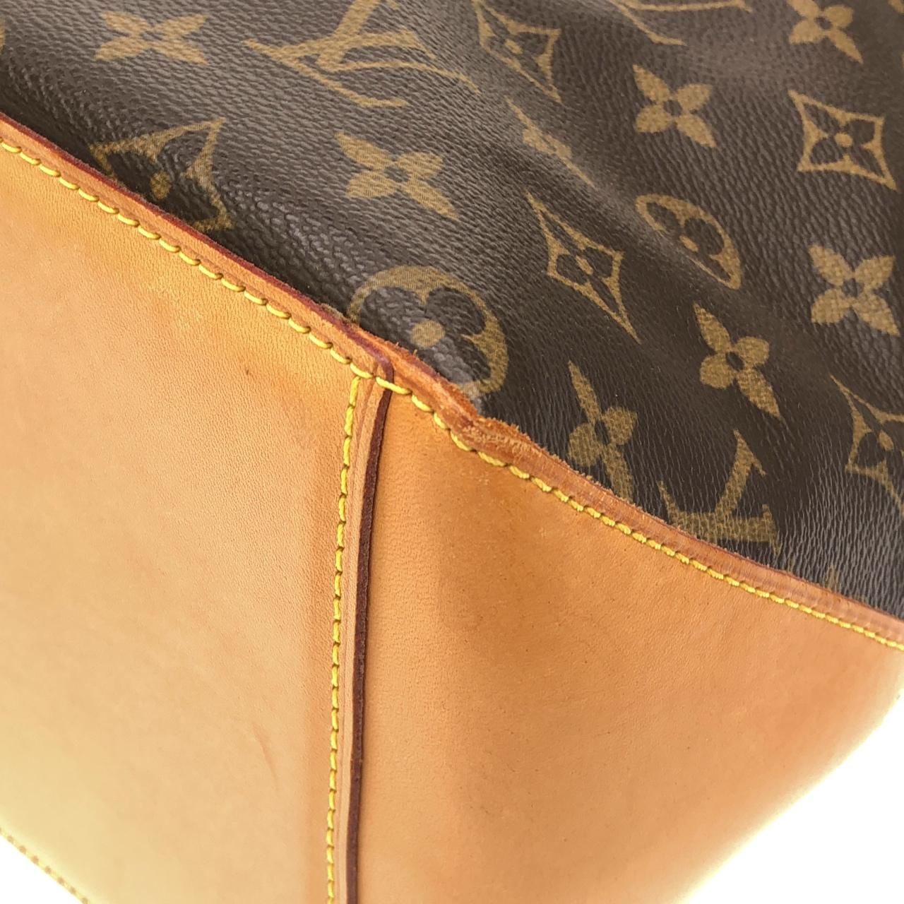 Louis Vuitton Monogram Cabas Mezzo — view 2
