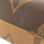 Louis Vuitton Monogram Giant On The Go MM — view 3