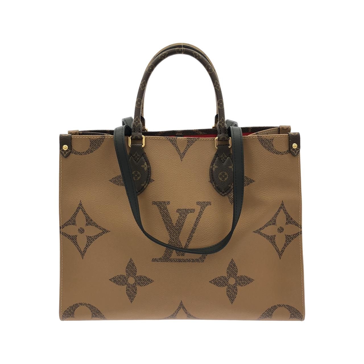 Louis Vuitton Monogram Giant On The Go MM — view 2