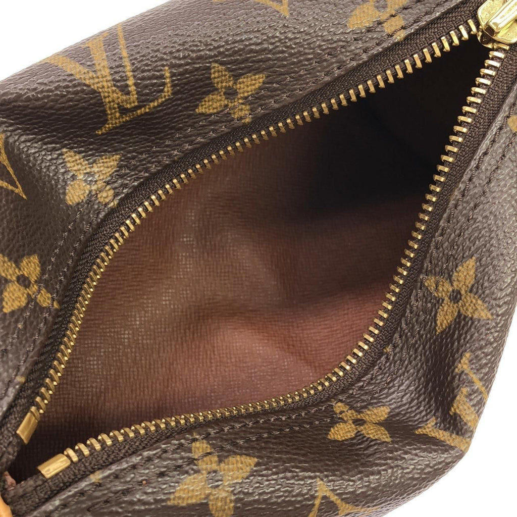 Louis Vuitton Monogram Papillon 19 — view 8