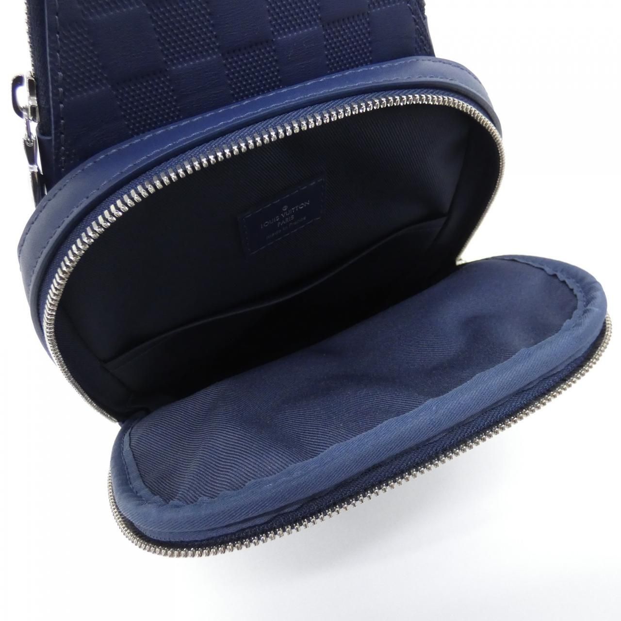 Louis Vuitton Damier Squared Avenue Sling Bag — view 7