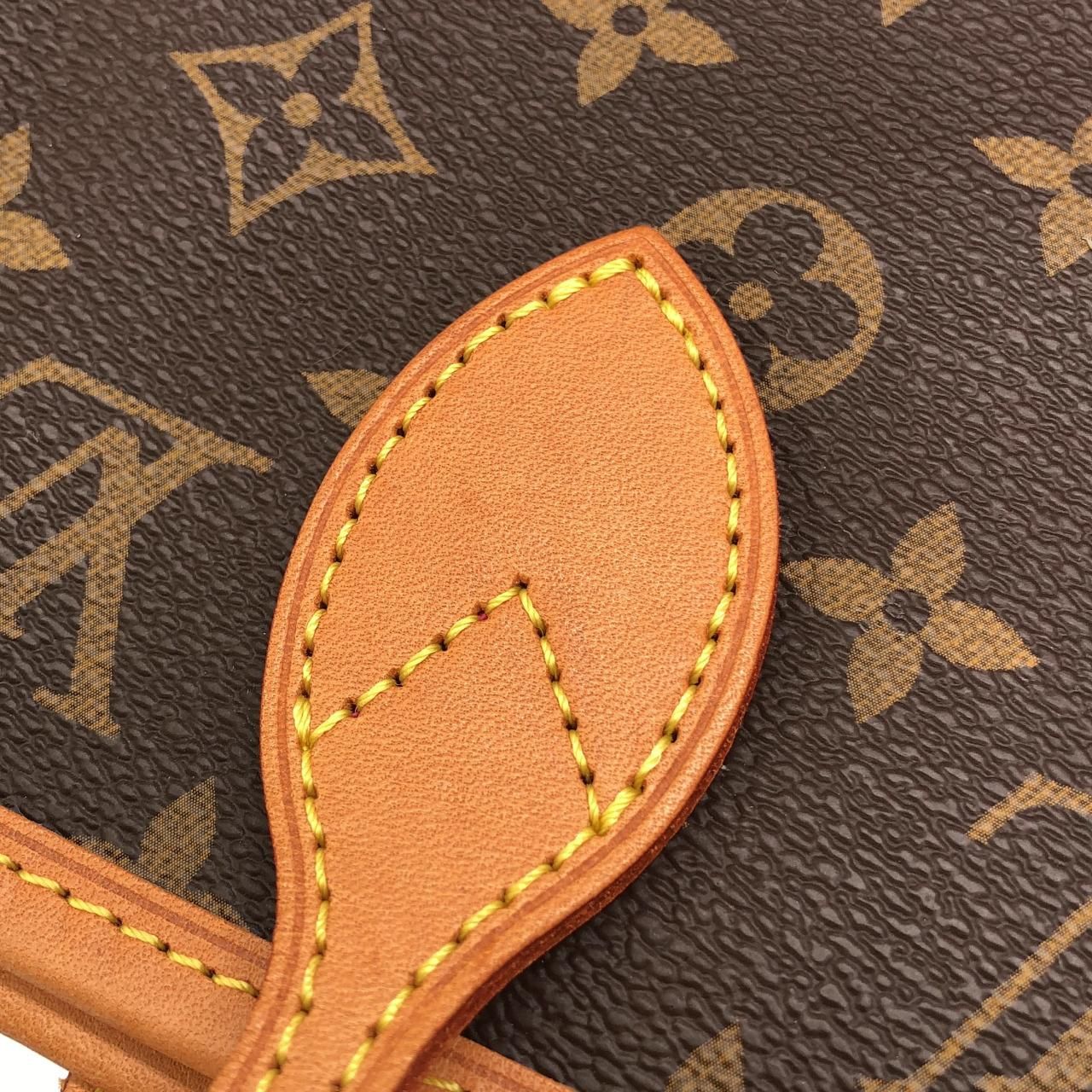 Louis Vuitton Monogram Neverfull MM — view 4