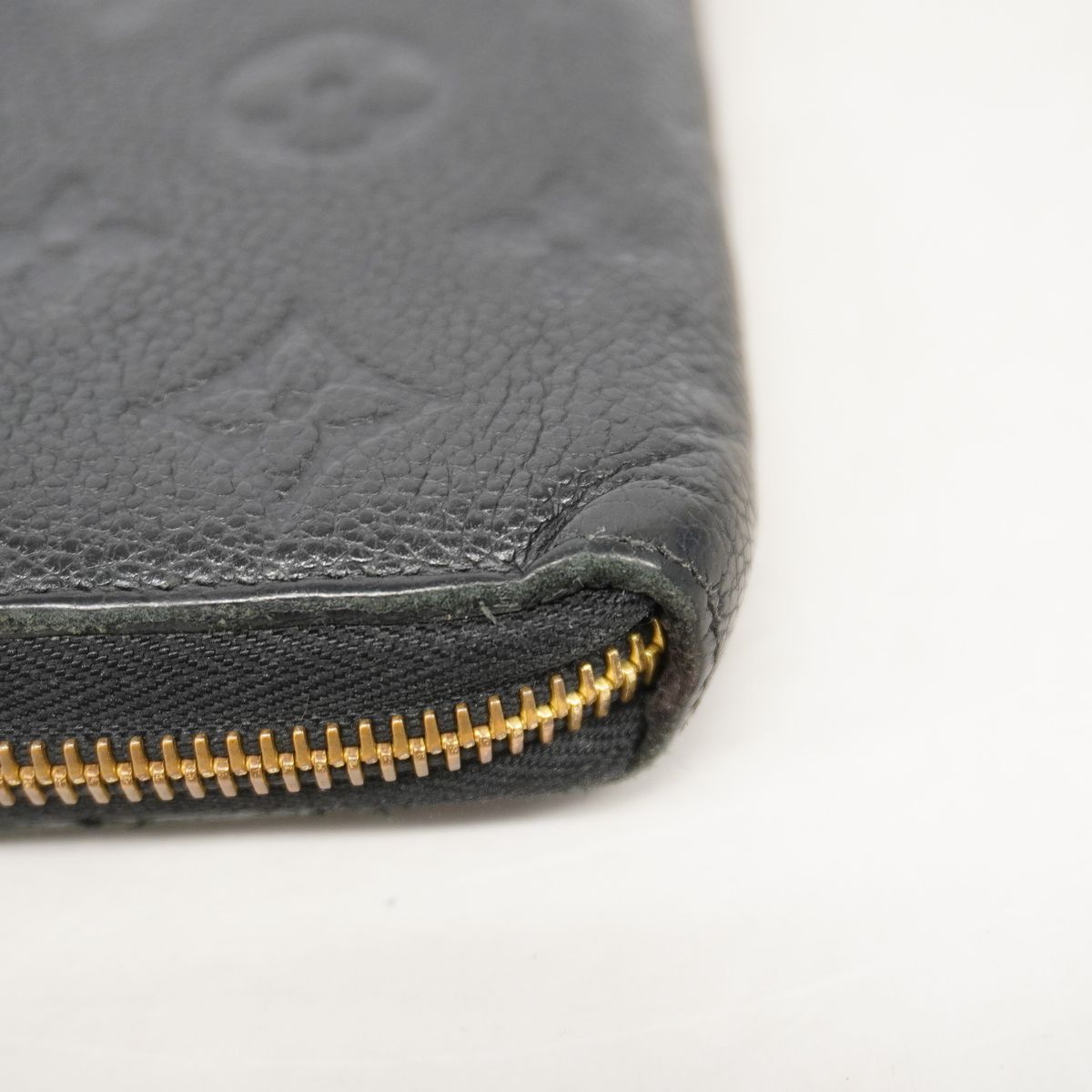 Louis Vuitton Wallet Monogram Empreinte Zippy Noir — view 5