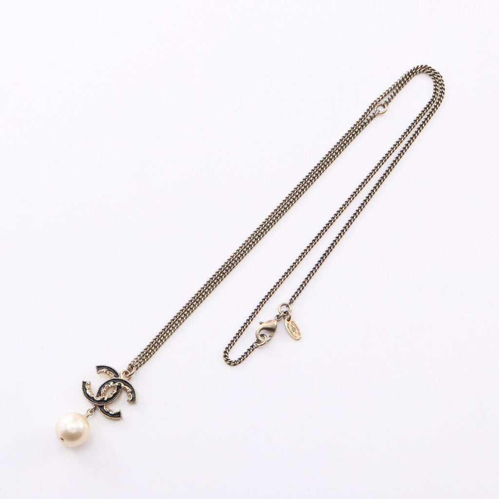 Chanel Necklace CC Logo — view 3