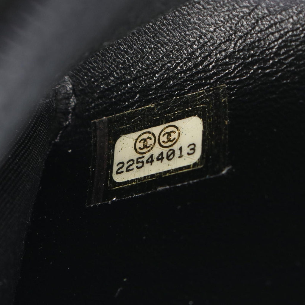 Chanel Round Wallet Camellia Black Leather — view 5