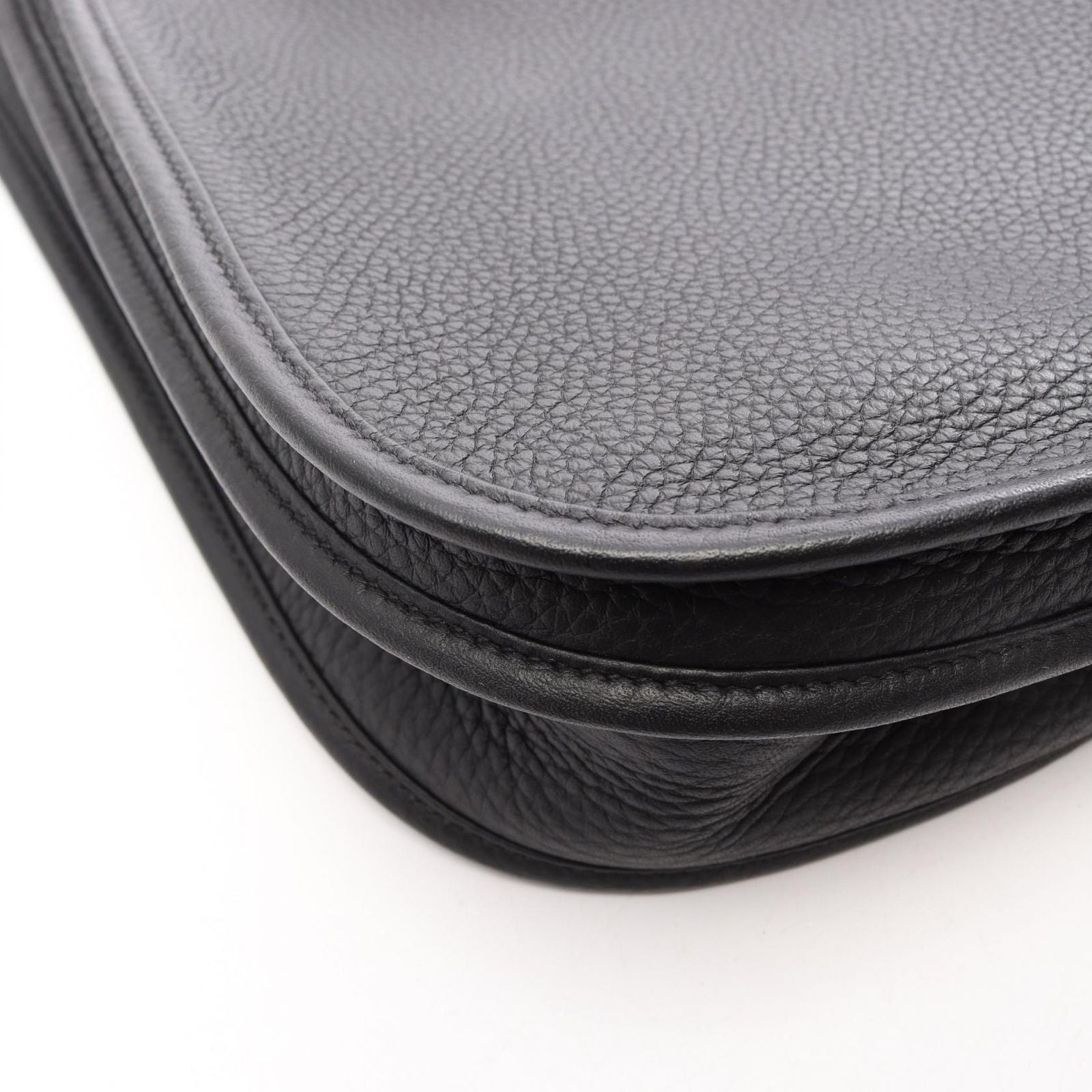 Hermes Shoulder Bag Evelyne 3 Trois PM Black Leather — view 6