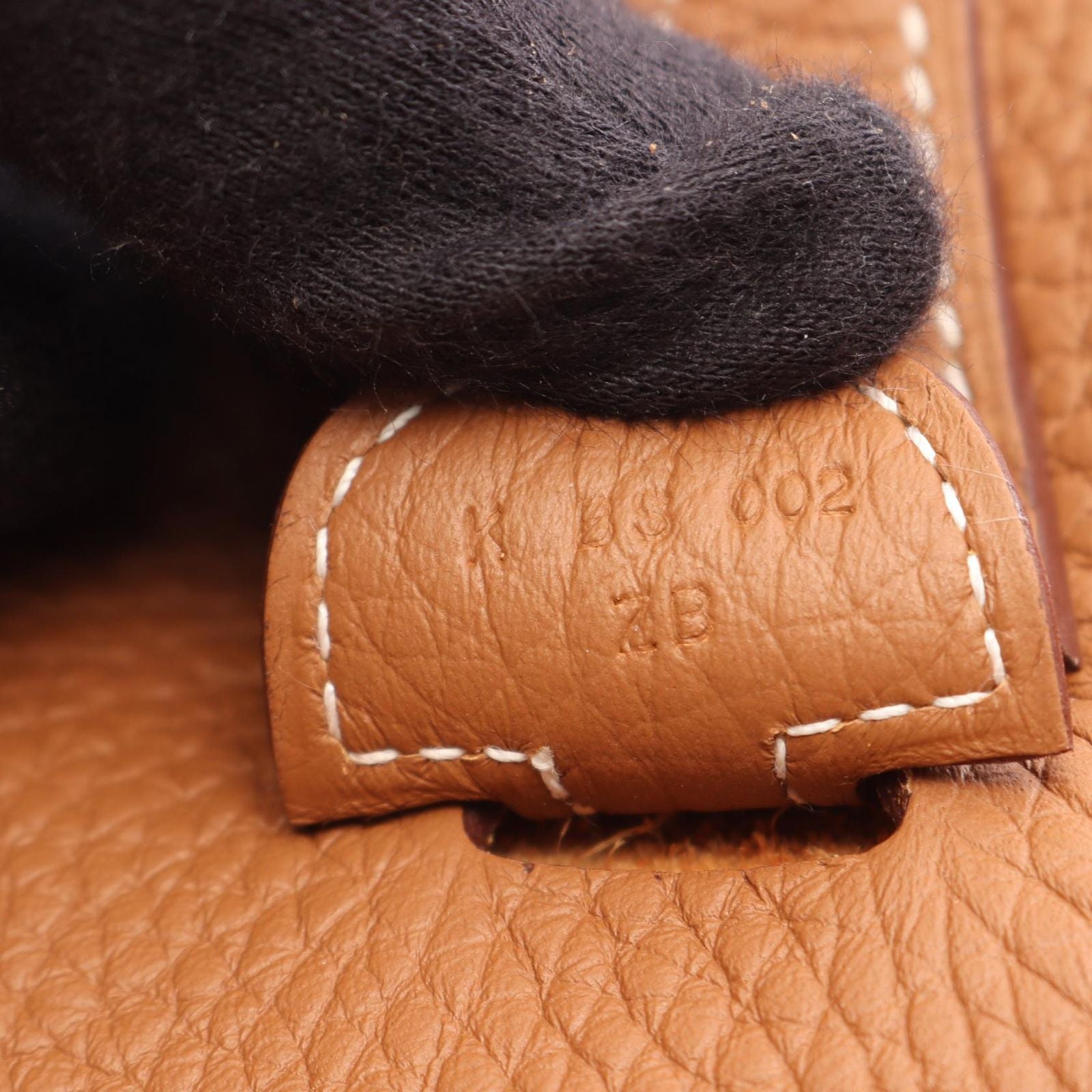 Hermes Shoulder Bag Evelyne 3 Trois PM Gold Leather — view 5