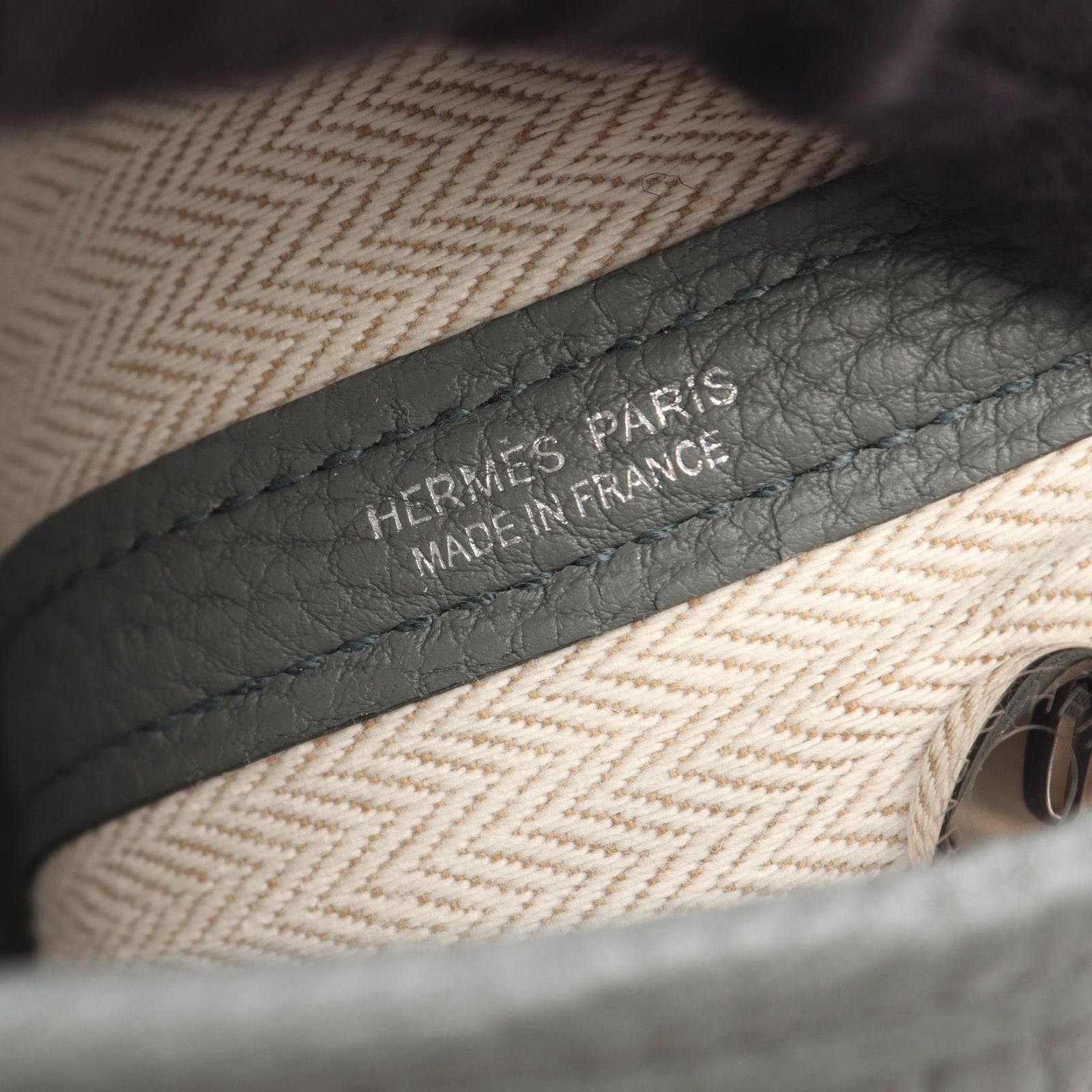 Hermes Handbag Neo Garden 23 Vert Amand Leather — view 4