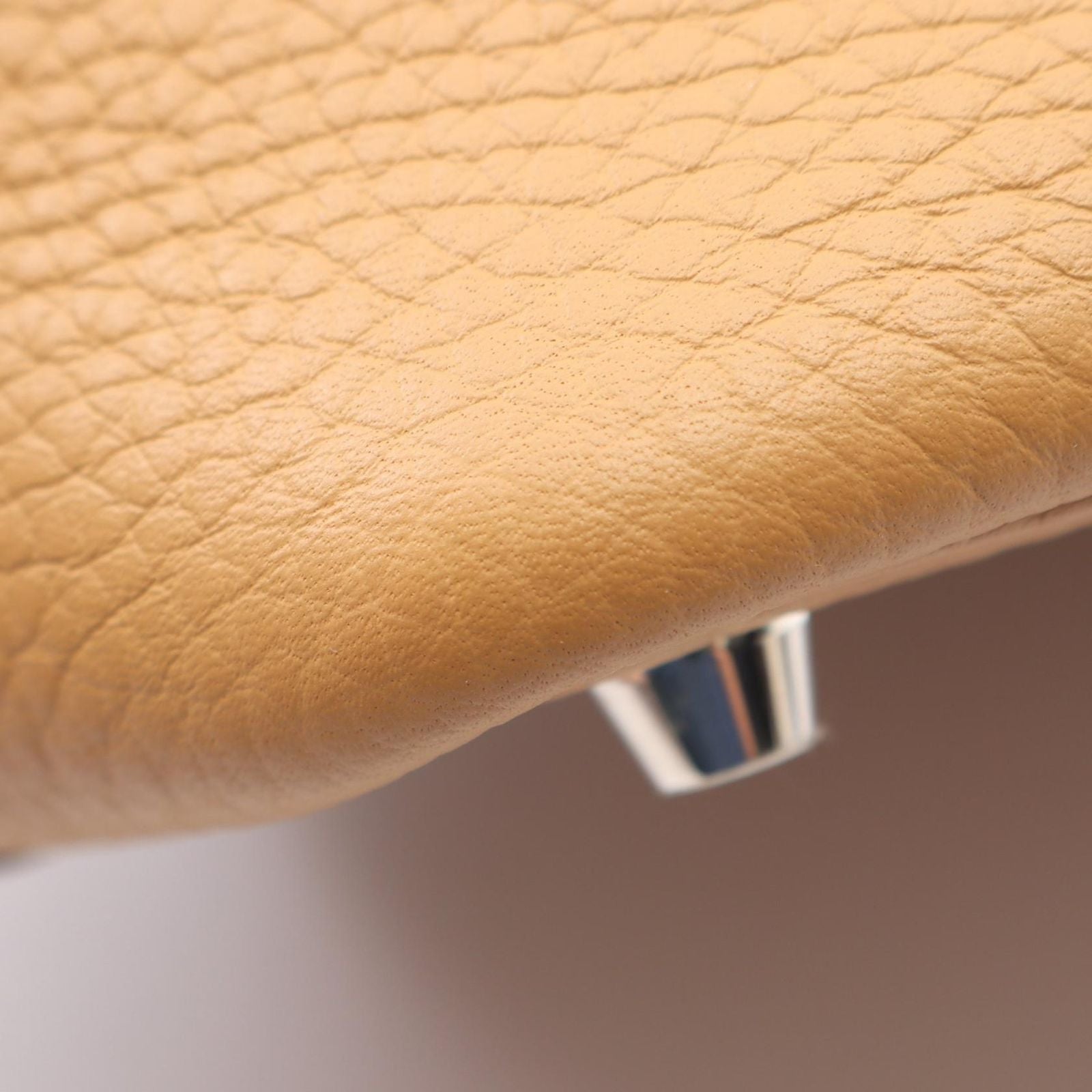 Hermes Handbag Picotin Lock PM Biscuit Leather — view 6