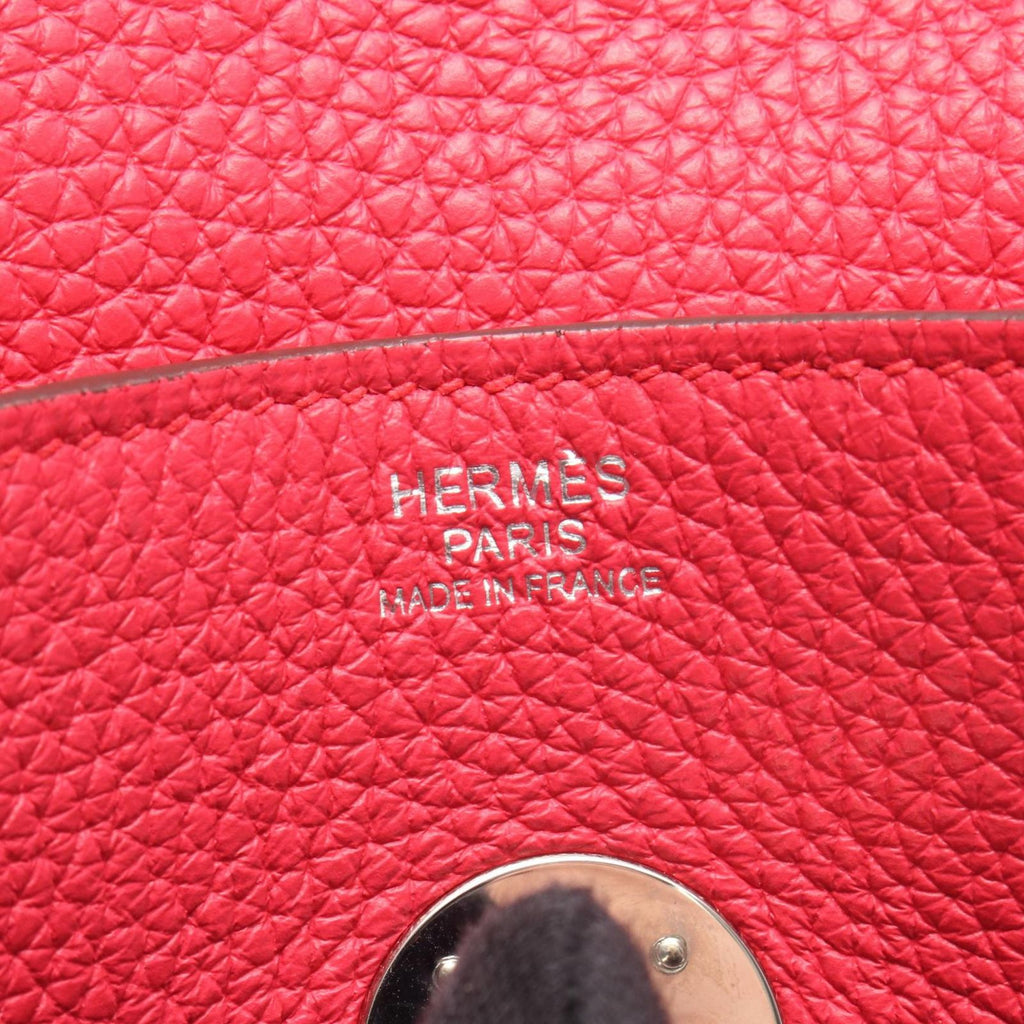 Hermes Shoulder Bag Lindy 30 Rose Leather — view 4