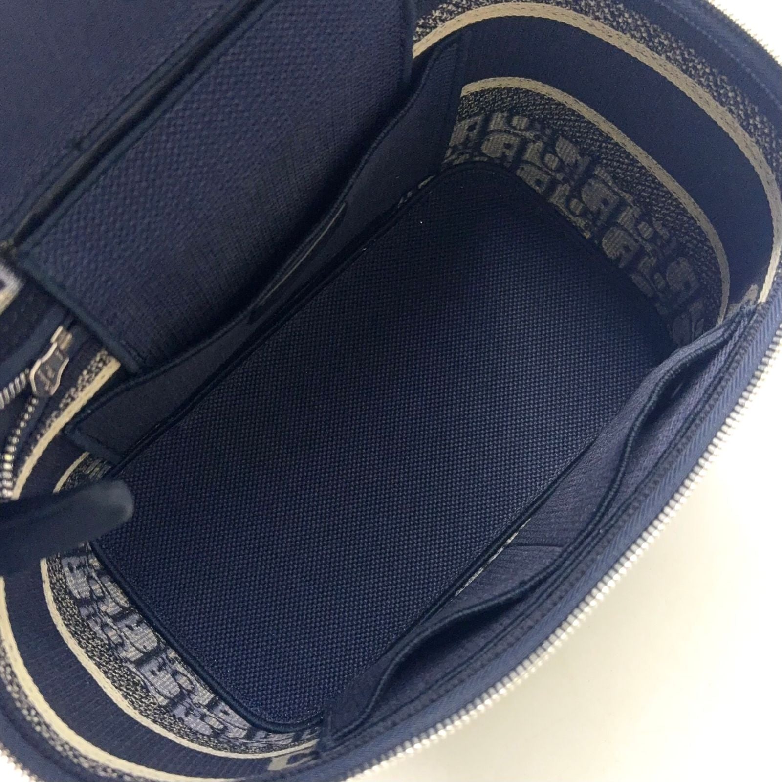 Dior Travel Vanity Cotton Off White Navy Handbag Silver — view 3