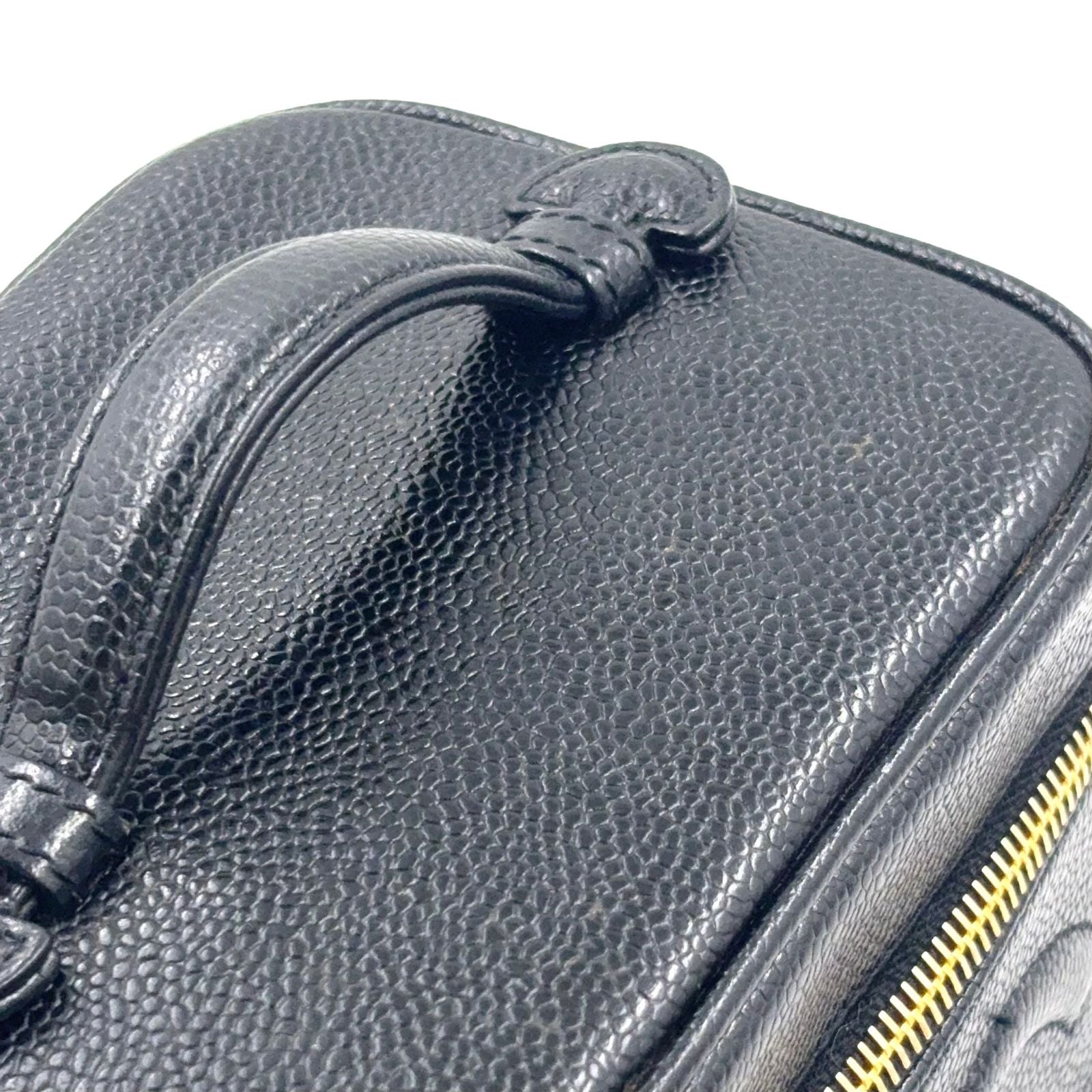 Chanel CC Logo Vanity Caviar Leather Black Handbag Gold — view 8