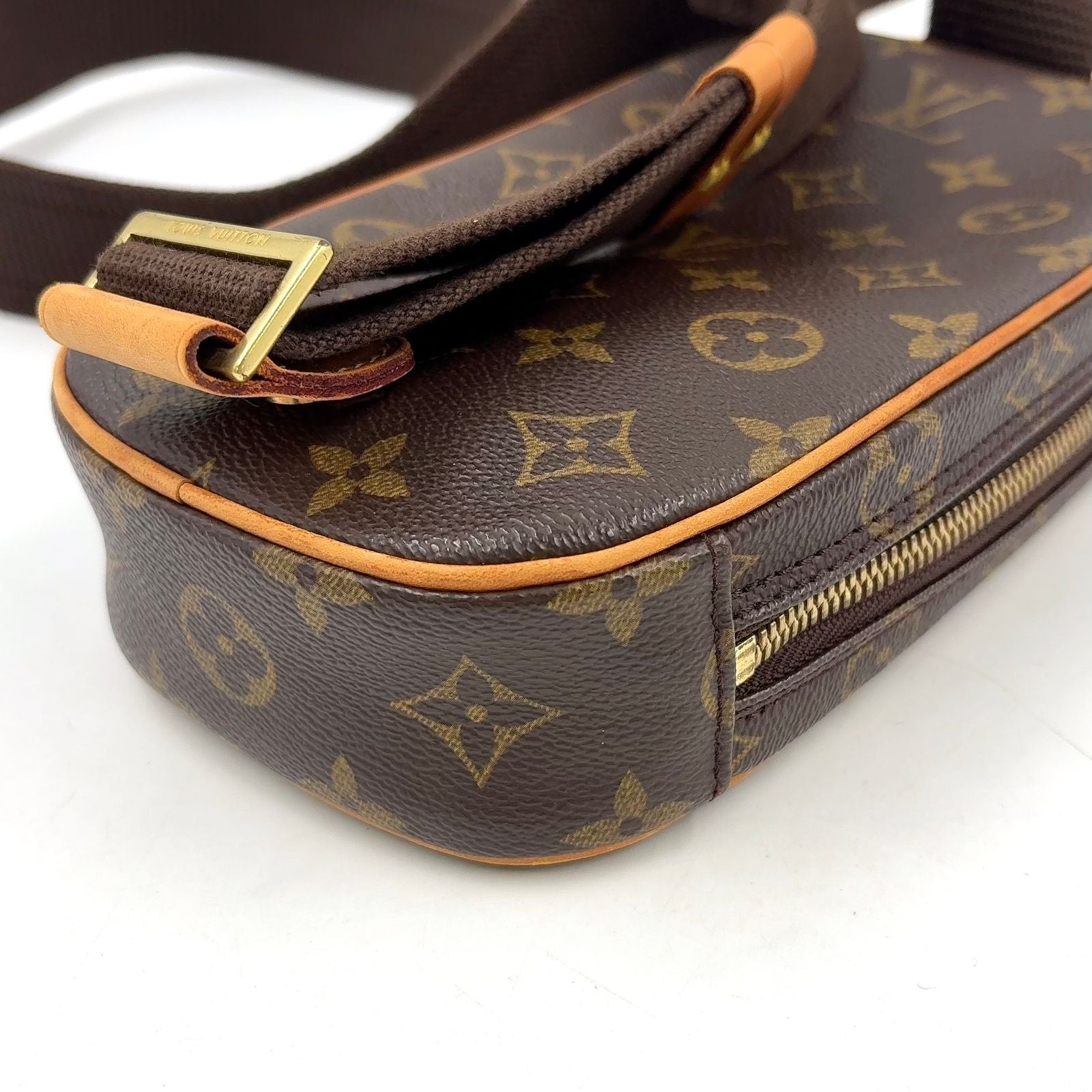 Louis Vuitton Pochette Gange Monogram Leather Brown Light Belt Bag Gold — view 8