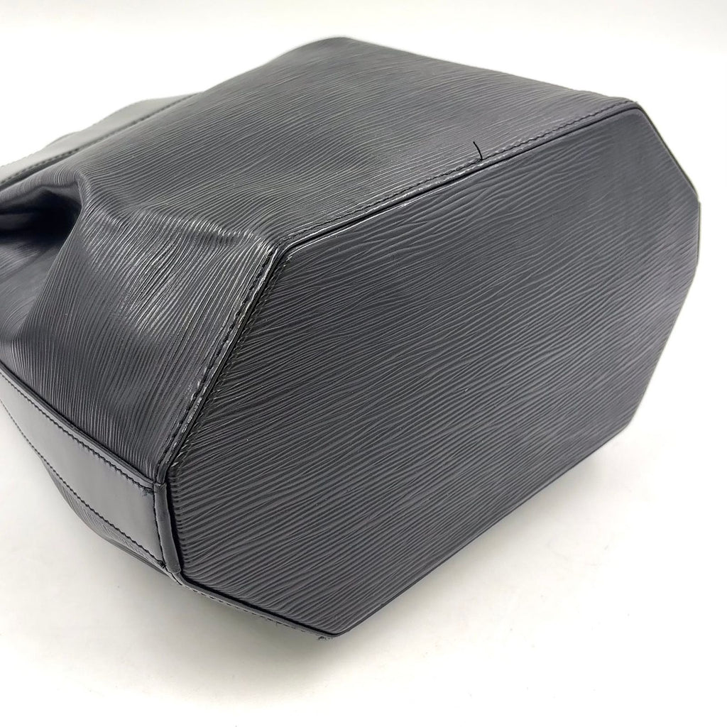 Louis Vuitton Sac Depaul GM Epi Noir Leather Black Shoulder Bag — view 8