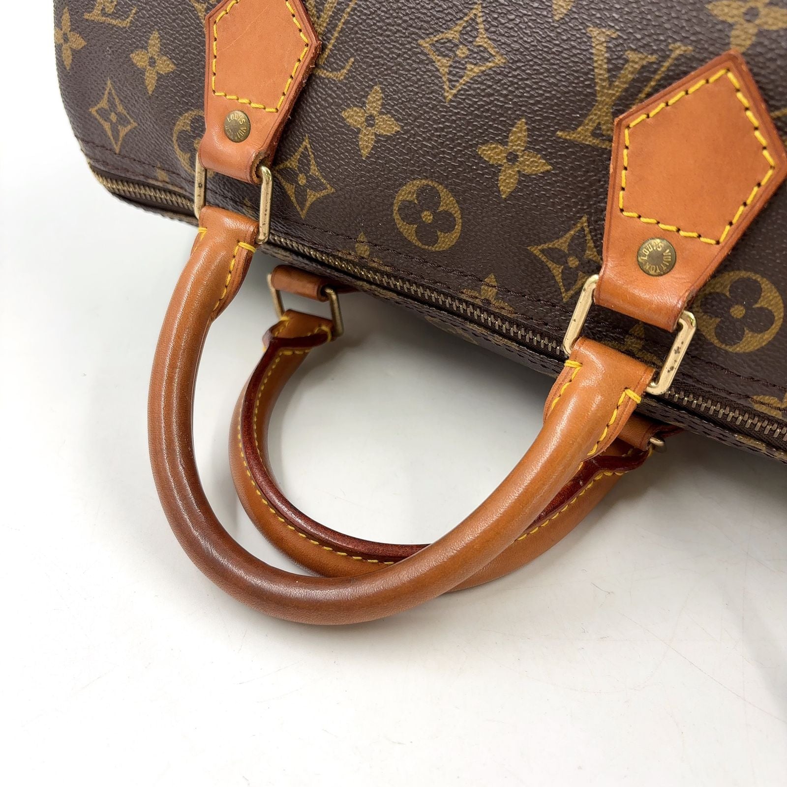 Louis Vuitton Speedy 30 Monogram Leather Brown Handbag Gold — view 6
