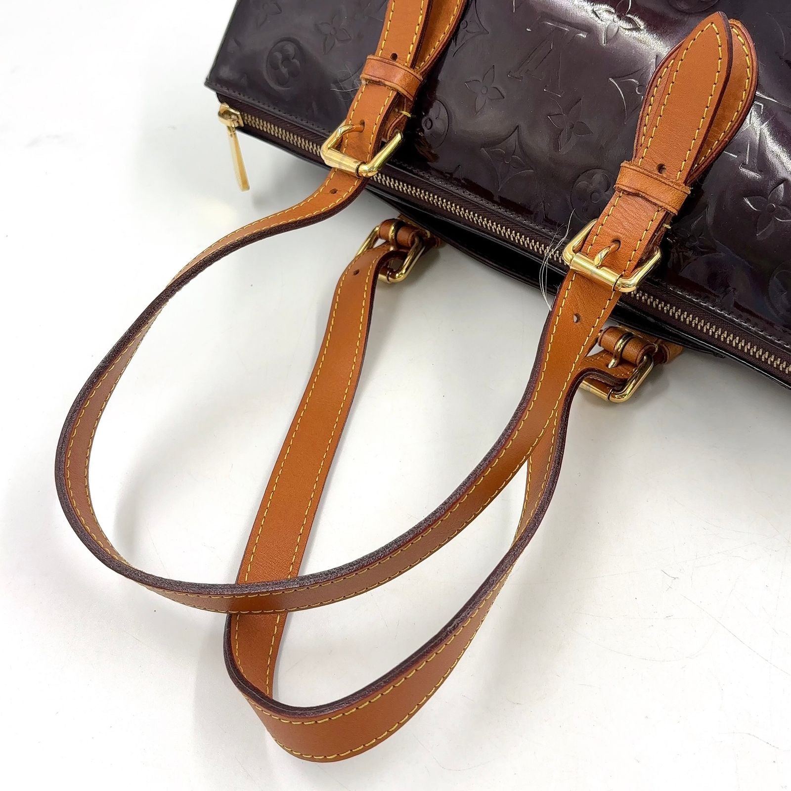Louis Vuitton Rosewood Avenue Monogram Vernis Amarante Leather Enamel Dark — view 5