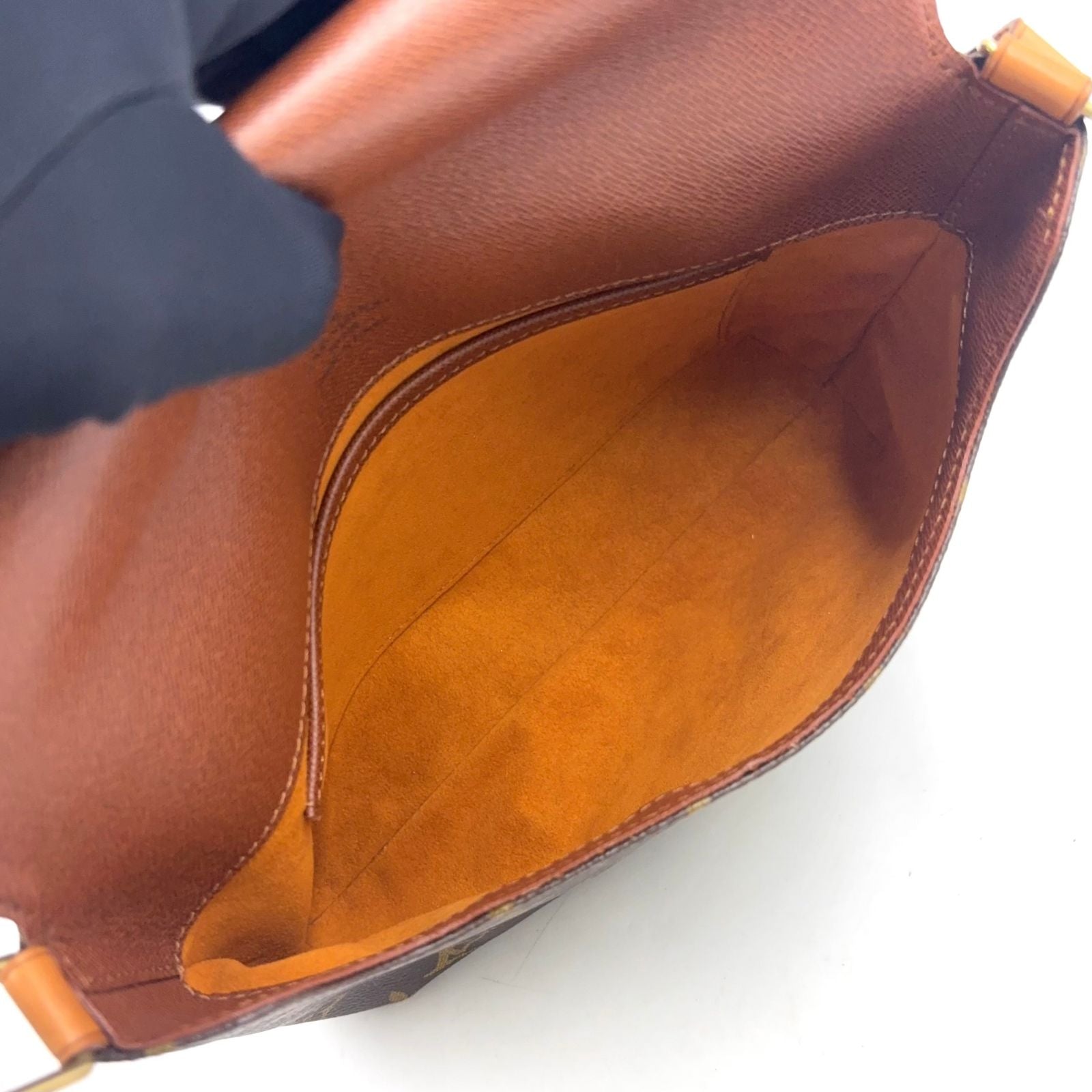 Louis Vuitton Musette Tango Short Strap Monogram Leather Brown Shoulder Bag Gold — view 3