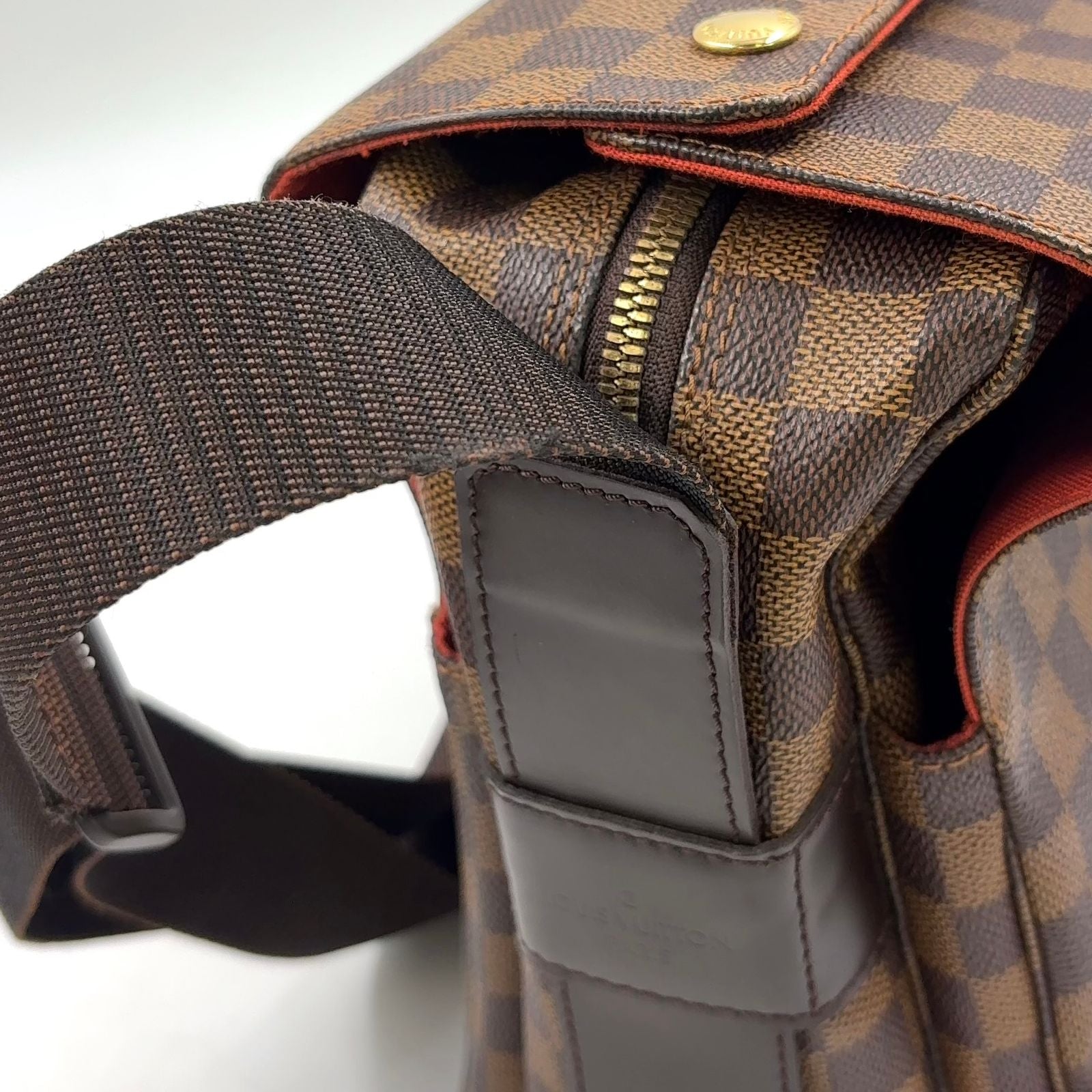 Louis Vuitton Naviglio Damier Ebene Brown Shoulder Bag Gold — view 5