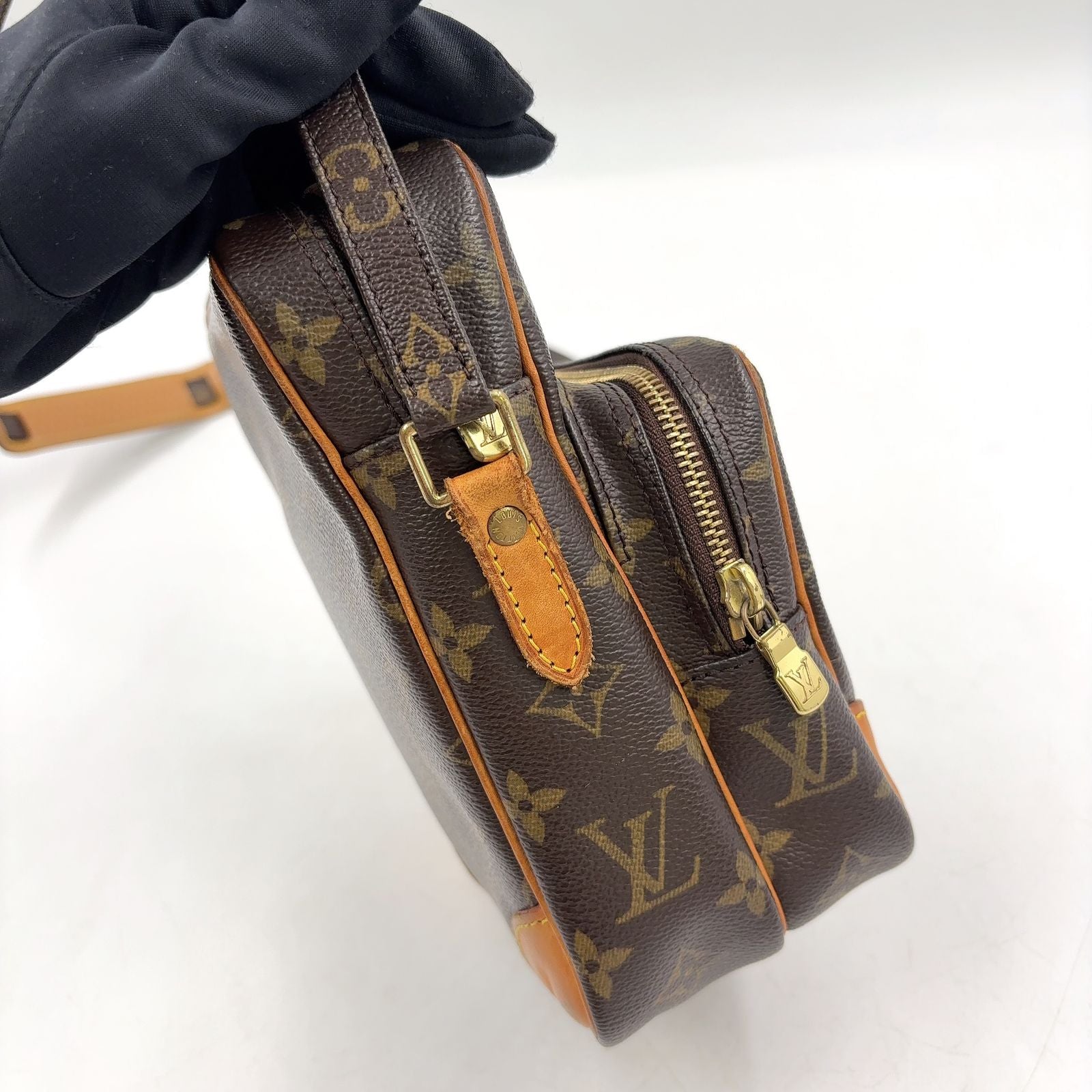 Louis Vuitton Amazon Monogram Leather Brown Shoulder Bag Gold — view 6