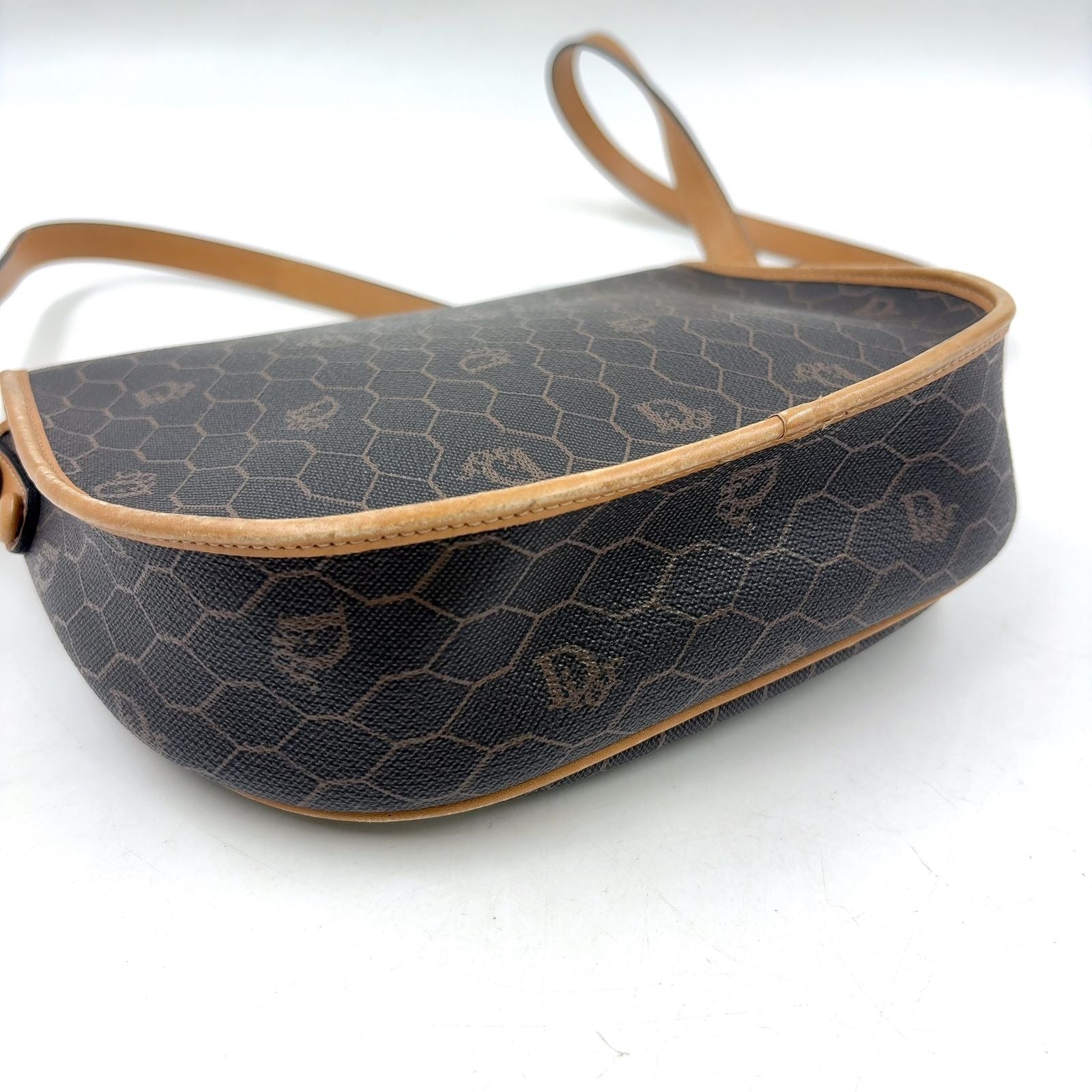 Dior Honeycomb Leather Dark Brown Light Shoulder Bag Gold — view 8