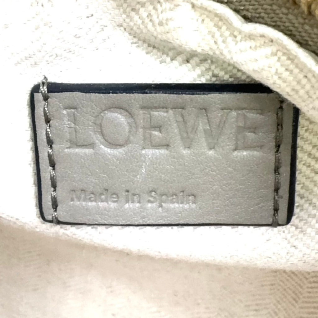 Loewe Puzzle Small Leather Khaki Green Beige Handbag Gold — view 4