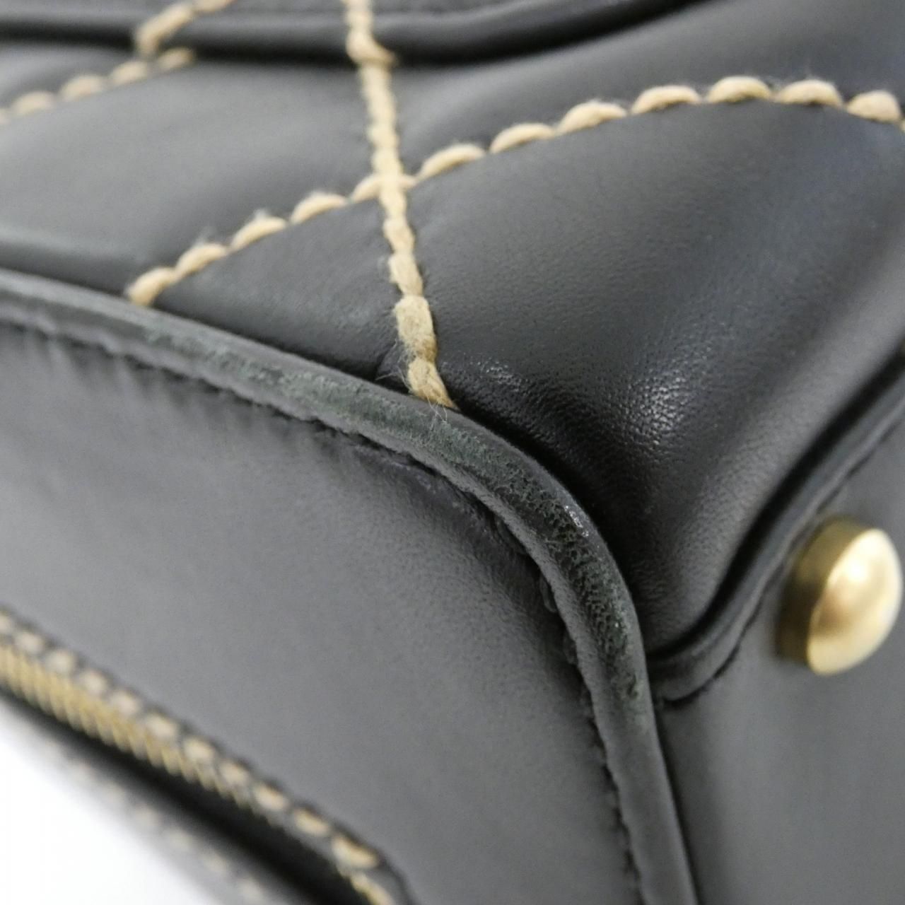 Chanel Vintage Wild Stitch Line — view 3