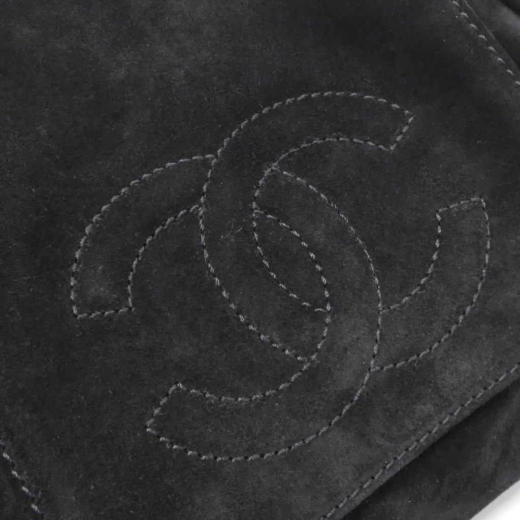 Chanel Vintage Shoulder Bag — view 4