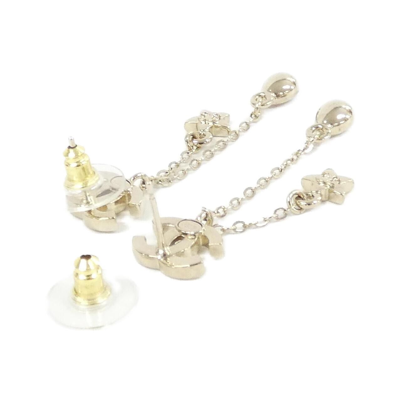 Chanel Earrings Gold — view 3